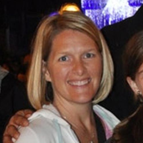 Stephanie Thorpe headshot